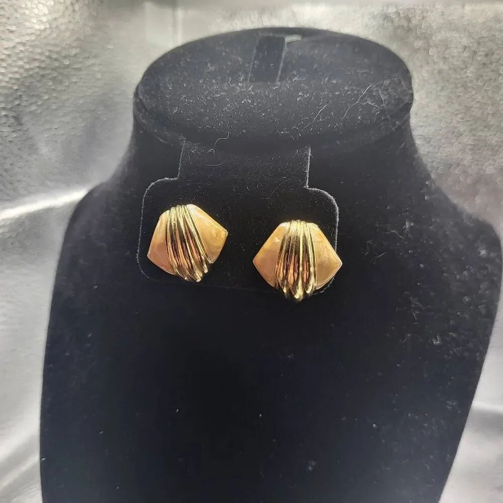 Vintage 80s Art Deco Enamel Stud Earrings